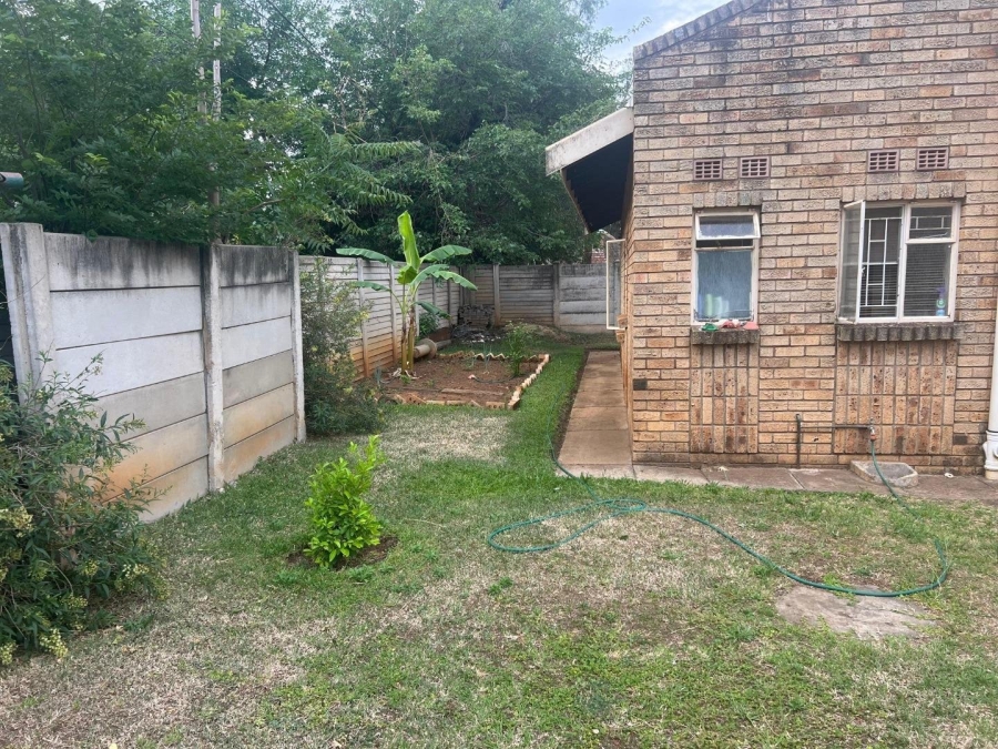 5 Bedroom Property for Sale in Potchefstroom South North West